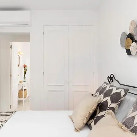 아파트 3 Bedroom In The Heart Of Puerto Banus