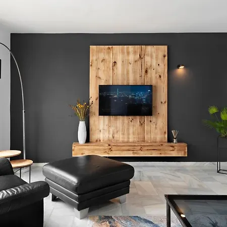 아파트 3 Bedroom In The Heart Of Puerto Banus
